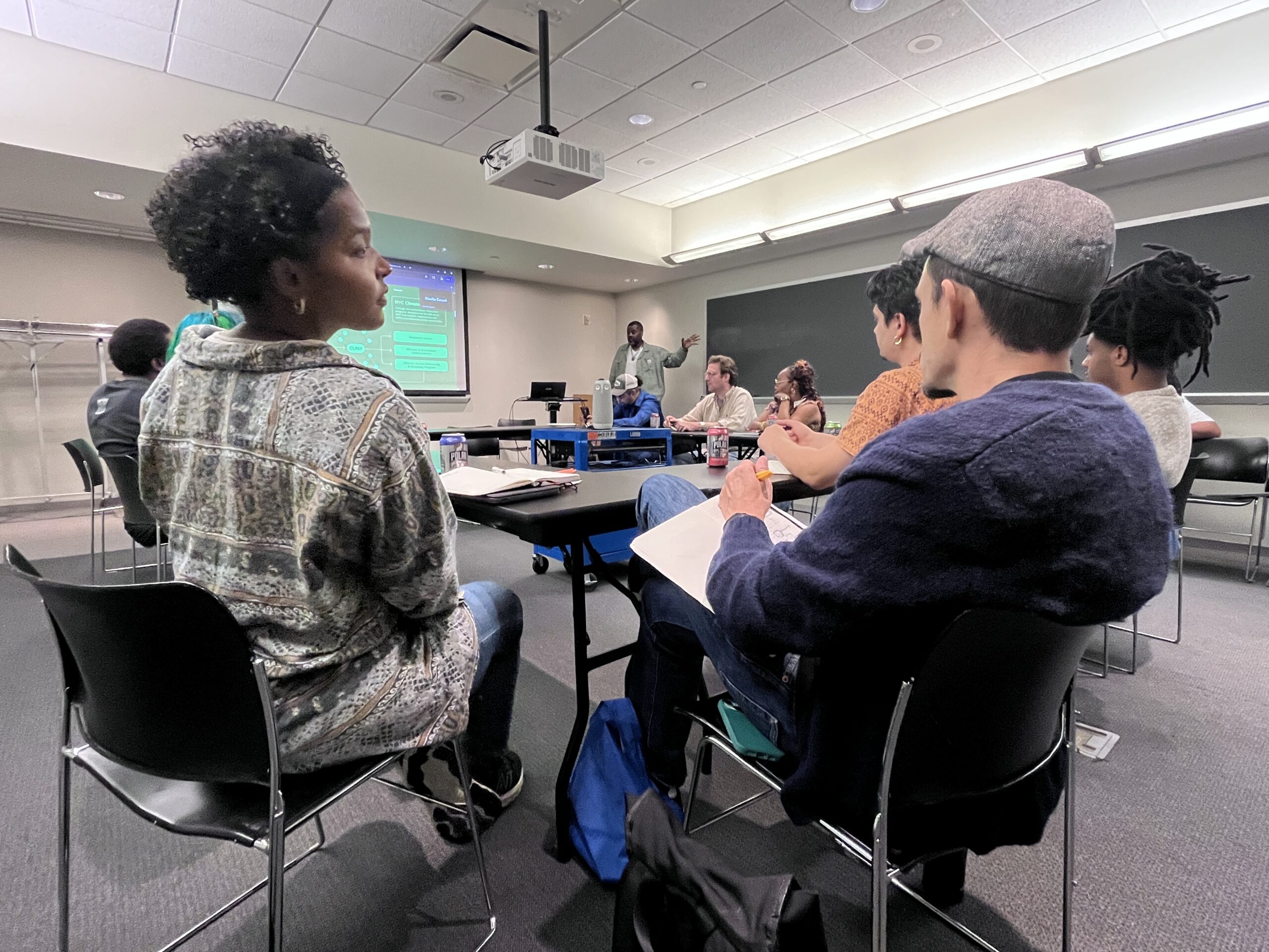 PLC's first session (Photo: Pierina Pighi).